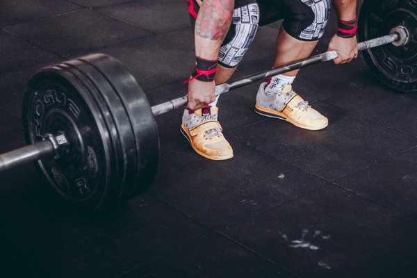 Comment les protéines whey peuvent améliorer vos performances en fitness